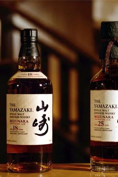Yamazaki mizunara 18 and 25 year old bottles 