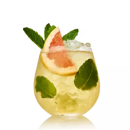 Toki Whisky Mint Julep cocktail with grapefruit garnish